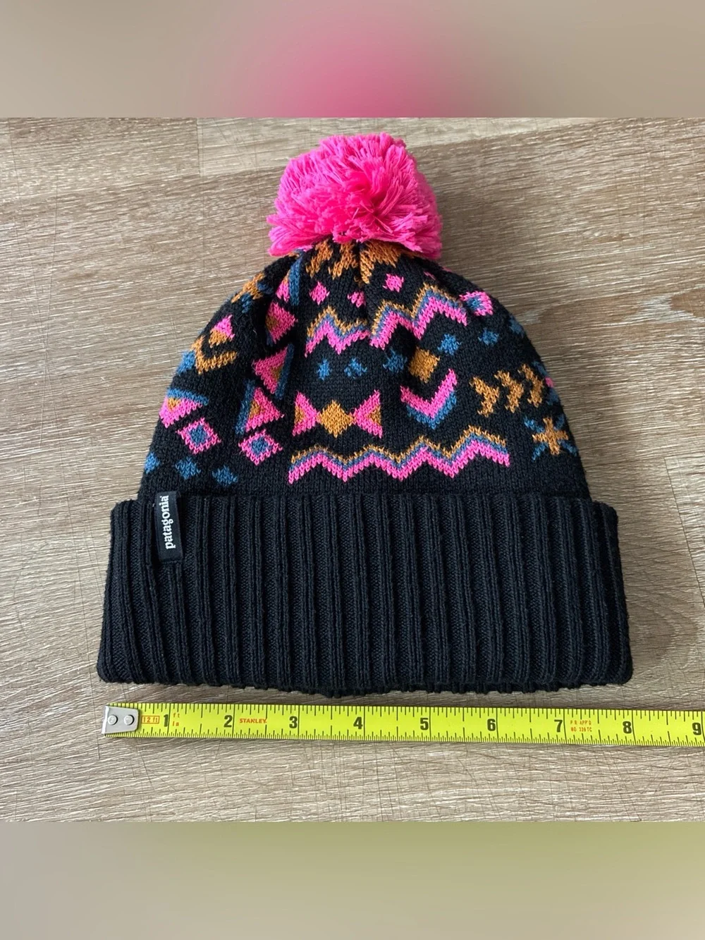 Patagonia Beanie Hat Cap Youth Pink Black Powder Town Pom Ski Ribbed Knit